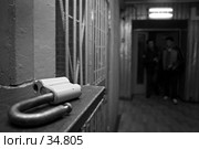 Замок для очередного клиента. Стоковое фото, фотограф Сергей Лаврентьев / Фотобанк Лори