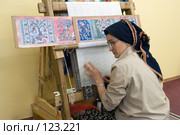 Ткачиха за работой (2007 год). Редакционное фото, фотограф Александр Лядов / Фотобанк Лори