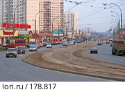 Вечерняя улица. Стоковое фото, фотограф Андрей Ерофеев / Фотобанк Лори