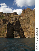 Вид с моря на Карадаг и Золотые ворота Крыма (2006 год). Стоковое фото, фотограф Олег Титов / Фотобанк Лори