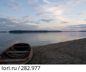 На озере (2008 год). Редакционное фото, фотограф Алина Голышева / Фотобанк Лори