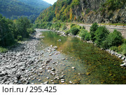 Обмелевшая горная река из-за засухи, Черногория (2007 год). Стоковое фото, фотограф Fro / Фотобанк Лори