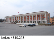 Здание городской администрации подмосковного Чехова (2009 год). Редакционное фото, фотограф Владимир Катасонов / Фотобанк Лори