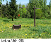 Деревенский колодец-журавль (2009 год). Стоковое фото, фотограф UladzimiR / Фотобанк Лори