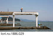 Подготовка пляжа к курортному сезону. Сочи (2009 год). Стоковое фото, фотограф Наталья Чуб / Фотобанк Лори