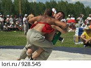 Борьба курэш, праздник сабантуй (2009 год). Редакционное фото, фотограф Талдыкин Юрий / Фотобанк Лори