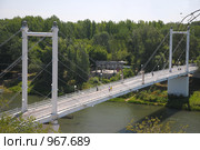 Пешеходный мост через реку Урал в городе Оренбурге (2009 год). Стоковое фото, фотограф Александр Катайцев / Фотобанк Лори