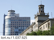 Архитектура города - старое и новое (2009 год). Стоковое фото, фотограф Андрей Ижаковский / Фотобанк Лори