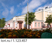 Серпуховский музыкально-драматический театр (2009 год). Стоковое фото, фотограф Коротнев Виктор Георгиевич / Фотобанк Лори