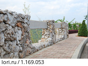 Бейрут, декоративная каменная ограда (2009 год). Стоковое фото, фотограф Тимерьян Ильясов / Фотобанк Лори