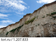Скалы на берегу моря (2009 год). Стоковое фото, фотограф Петр Кириллов / Фотобанк Лори