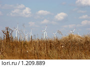 Болгария. Современные ветряные мельницы (2009 год). Стоковое фото, фотограф Gagara / Фотобанк Лори