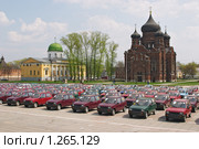 Тула. Площадь Ленина. Машины для ветеранов. Стоковое фото, фотограф Виктор Савушкин / Фотобанк Лори