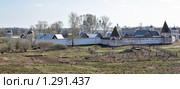 Вид на Покровский монастырь от стен Спасо-Евфимиева монастыря. Суздаль (2009 год). Стоковое фото, фотограф Ирина Золина / Фотобанк Лори
