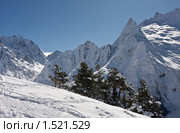 Горные вершины Домбая, Карачаево-Черкесская республика. Стоковое фото, фотограф Наталья Чуб / Фотобанк Лори