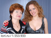 Жизненный опыт и оптимистичная юность. Стоковое фото, фотограф Федор Королевский / Фотобанк Лори