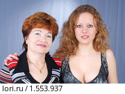 Жизненный опыт и оптимистичная юность. Стоковое фото, фотограф Федор Королевский / Фотобанк Лори