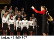 Праздник посвящён 55-летнему юбилею ДШИ № 2, город Балашиха (2010 год). Редакционное фото, фотограф Дмитрий Неумоин / Фотобанк Лори