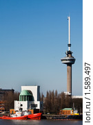 Башня Euromast и река Маас, Роттердам (2010 год). Стоковое фото, фотограф Петр Кириллов / Фотобанк Лори