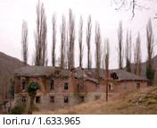 Команский мужской монастырь Иоанна Златоуста. Келейный корпус. Стоковое фото, фотограф Анна Мартынова / Фотобанк Лори
