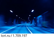 Автомобильный туннель. Стоковое фото, фотограф Литова Наталья / Фотобанк Лори