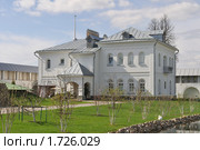 Дом настоятельницы Толгского монастыря (2010 год). Стоковое фото, фотограф Виктор Карасев / Фотобанк Лори