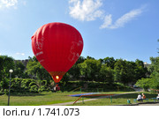 Воздушный шар (2010 год). Редакционное фото, фотограф Ромашка / Фотобанк Лори
