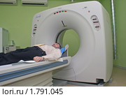 Обследование на современном томографе (2010 год). Редакционное фото, фотограф Александр Тарасенков / Фотобанк Лори