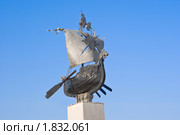 Ладья в парке на берегу реки Сылвы, Кунгур, Пермский край (2010 год). Редакционное фото, фотограф Александр  Буторин / Фотобанк Лори