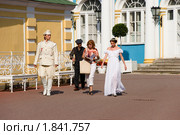 Обкатка сценария. Люди в исторических одеждах (2010 год). Редакционное фото, фотограф Александр Щепин / Фотобанк Лори