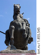Скульптура всадника (Агыбай Батыра) на коне, г.Балхаш (2010 год). Редакционное фото, фотограф Олыкайнен Наталья / Фотобанк Лори
