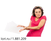 Девушка с документами в руках. Стоковое фото, фотограф Давид Мзареулян / Фотобанк Лори