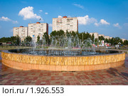 Фонтан в центре Десногорска (2010 год). Редакционное фото, фотограф Олег Тыщенко / Фотобанк Лори