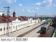 Отправление электропоезда со станции Пермь-I (2010 год). Редакционное фото, фотограф Анатолий Косолапов / Фотобанк Лори