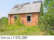 Брошенный дом из кирпича. Стоковое фото, фотограф Сергей Кулигин / Фотобанк Лори