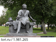 Минск. Памятник Пушкину (2010 год). Редакционное фото, фотограф Наталья Белотелова / Фотобанк Лори