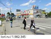 Берёзовский, Свердловская область, переход на улице Ленина (2010 год). Редакционное фото, фотограф Людмила Банникова / Фотобанк Лори