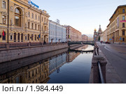 Утро. Канал Грибоедова. Санкт-Петербург (2010 год). Редакционное фото, фотограф Александр Алексеев / Фотобанк Лори