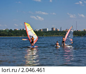 Виндсерфинг, Москва, Строгино (2010 год). Редакционное фото, фотограф ИВА Афонская / Фотобанк Лори