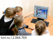 Школьники на уроке информатики (2010 год). Редакционное фото, фотограф Вячеслав Палес / Фотобанк Лори