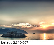 Восход солнца над  морем.  Кон  Дао.  Вьетнам. Стоковое фото, фотограф Ольга Хорошунова / Фотобанк Лори