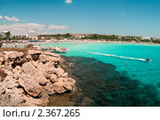 Вид на пляж Nissi Beach с моря. Город Aya-Napa, Кипр (2010 год). Стоковое фото, фотограф Кекяляйнен Андрей / Фотобанк Лори