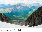 Вид на долину реки Кунийок с перевала Чоргорр, Хибины. Стоковое фото, фотограф Кекяляйнен Андрей / Фотобанк Лори