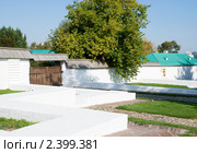 Фундаменты кормового и хлебного дворов 17в. Коломенское (2009 год). Редакционное фото, фотограф Александр Щепин / Фотобанк Лори