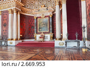 Государственный Эрмитаж. Малый тронный зал Петра Первого (2011 год). Редакционное фото, фотограф Игорь Долгов / Фотобанк Лори