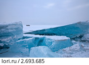 Байкальский лед. Голубые торосы. Хивус. Стоковое фото, фотограф Виктория Катьянова / Фотобанк Лори