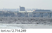 Зима. мост через реку Днепр. Стоковое видео, видеограф ILLYCH / Фотобанк Лори