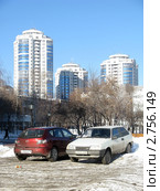 Новостройки в Екатеринбурге на улице Радищева (2011 год). Редакционное фото, фотограф Людмила Банникова / Фотобанк Лори