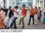 Красочное песнопение кришнаитов (2011 год). Редакционное фото, фотограф Igor Lijashkov / Фотобанк Лори