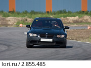 Спортивные автомобили, участвующие в гонке суперкаров (2011 год). Редакционное фото, фотограф Литвяк Игорь / Фотобанк Лори